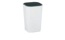 Becher Nuria