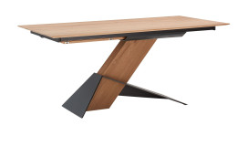Esstisch Naturzeit mit einer schweizer Kante und einem besonderem Design.