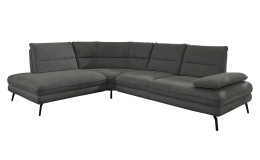Basis-Ecksofa plano|FORM Bonn in einem Bezugsstoff in Leaf mit schwarzen Metallfüßen.
