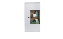Vitrine LIV'IN Rovigo in weiß mit einer sichtbaren Rückwand in Nox Oak Stripes mit einem Glasausschnitt.