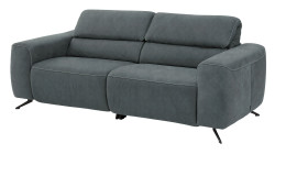 Sofa 2,5-Sitz MR 260 in einem Echtlederbezug in Steel. Schräge Seitenansicht