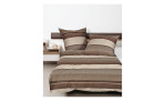 Mako-Satin Bettwäsche 98085 Moments in der Größe 135 x 200 cm. Farbausführung: beige, braun gestreift auf einem Bett bezogen mit Deko
