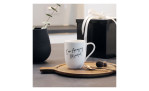 Becher mit Statement "Amazing Not Perfect" 340 ml, Ansicht im Milieu