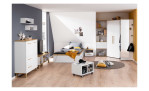 Jugendzimmer-Rollregal Oscar, in der Farbausführung Kreideweiß in einem Raum stehend
