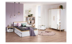 Jugenzimmer-3/4-Bettkasten in der Farbausführung Kreideweiß, unter einem Bett verbaut, dass in einem Raum steht