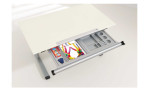 Utensilienschale Marco-2 in Silber mit Stiften, Block, Linial und Anspitzer in der Schreibtisch-Schublade