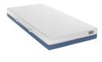 Matratze BULTEX Drive X5 mit Taschenfederkern in einer schrägen Seitenansicht mit dem blau, weißen Bezug zusehen.