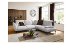 Komfort-Ecksofa vito Bevy, in der Farbausführung Silver, in einem Raum stehend