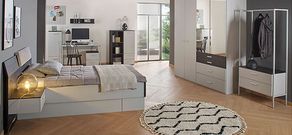 Schlafzimmer Jupiter mit weißen Möbeln